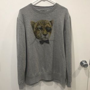 Grey sweatshirt with Cheetah face